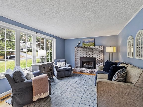 4th image of 14 Banbury Dr