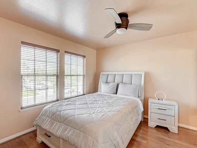937 Denberry Way — Photo 8