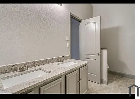 338 Dakota Dr — Photo 14