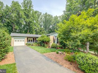 7307 Reservation Dr, Springfield, VA 22153