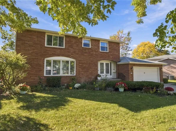 123 Ranch Trl W, Williamsville, NY 14221