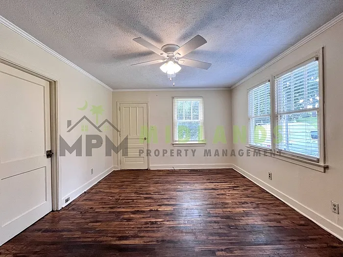 4508 Ryan Ave — Photo 4