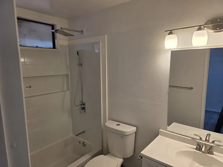 5550 Traffic Way #7 — Photo 13