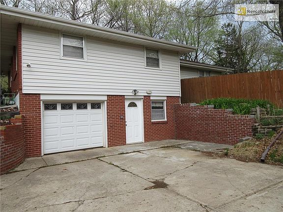 Side of House Shows Addition on Back