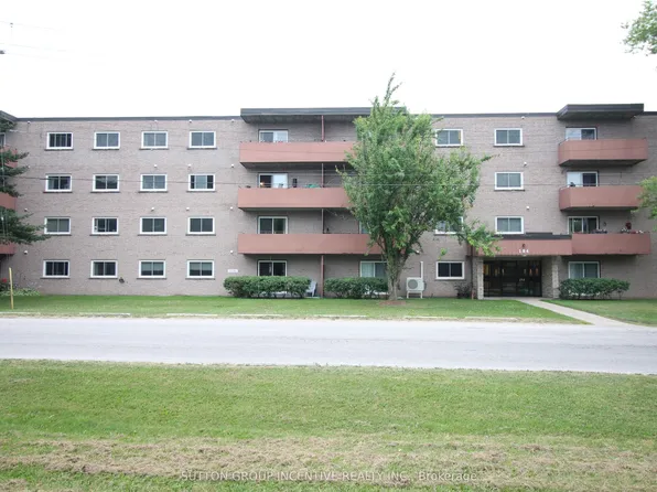 184 8th St #206, Collingwood, ON L9Y 2C8