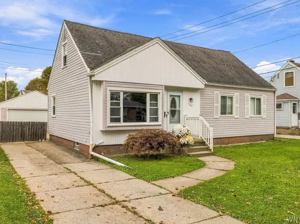 109 Norris Ave, Lancaster, NY 14086
