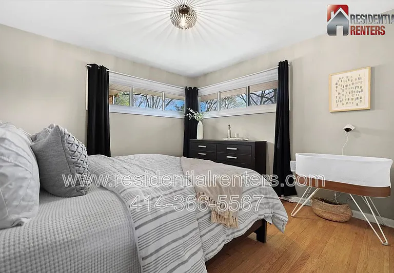 3615 N 87th St — Photo 11