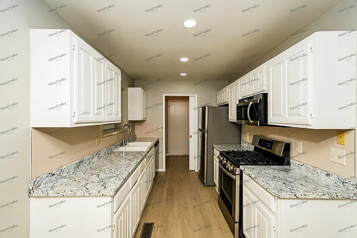 2905 W Galveston Pl — Photo 4