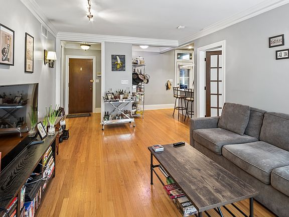 5th image of 1262 W Winona St APT 2A