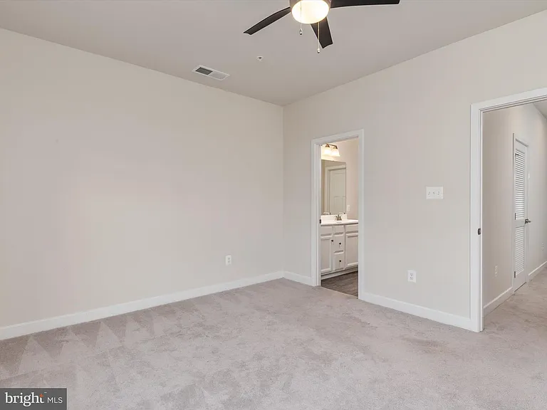559 Levanna Lane Gln — Photo 27