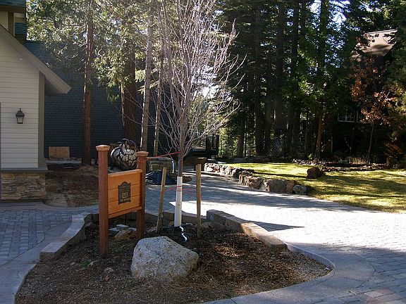 4th image of 1221 Lassen View Dr
