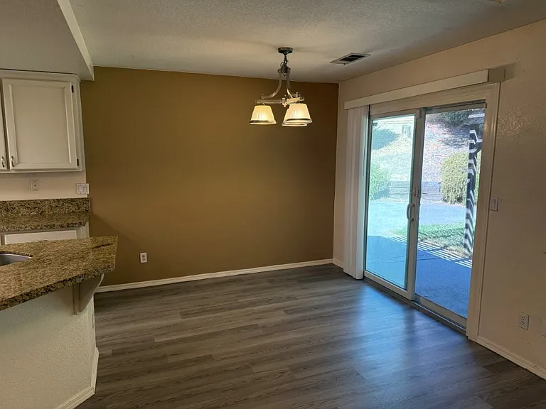 237 Sunridge Way — Photo 21