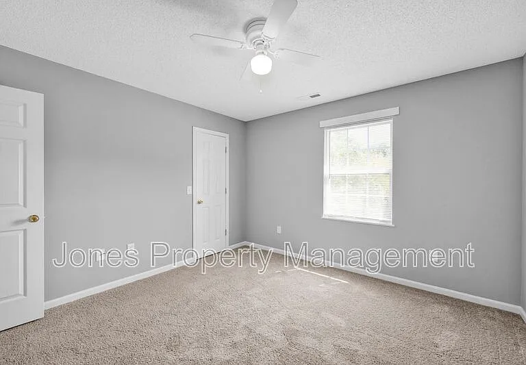 134 Aaron Pl NW — Photo 24