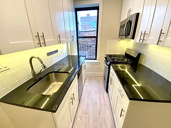 Rented by LRGNY Group, Inc.