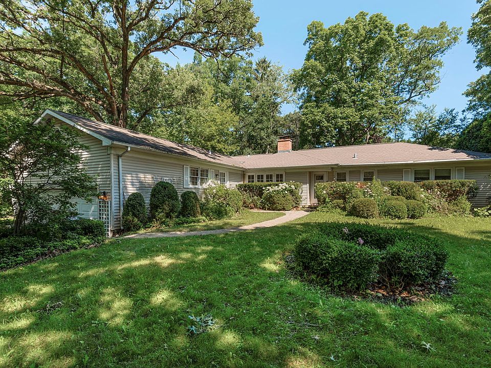 1st image of 598 Eton Dr