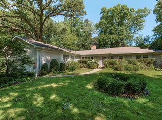 598 Eton Dr, North Barrington, IL 60010