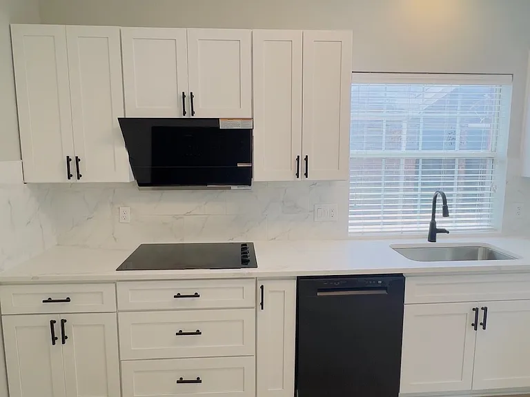 4712 Frost Hollow Dr — Photo 8
