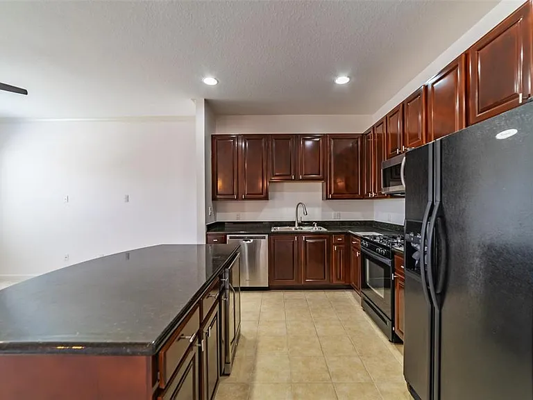 528 Jasmine Way #528 — Photo 33