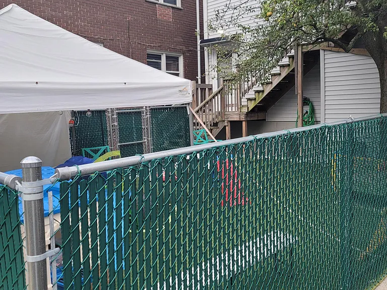Linden Ave — Photo 16