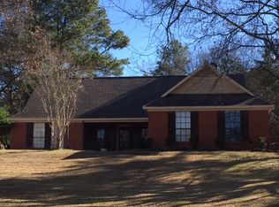 318 Arapaho Ln, Madison, MS 39110