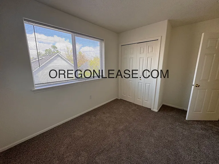 270 S 41st Pl #1-41ST — Photo 8