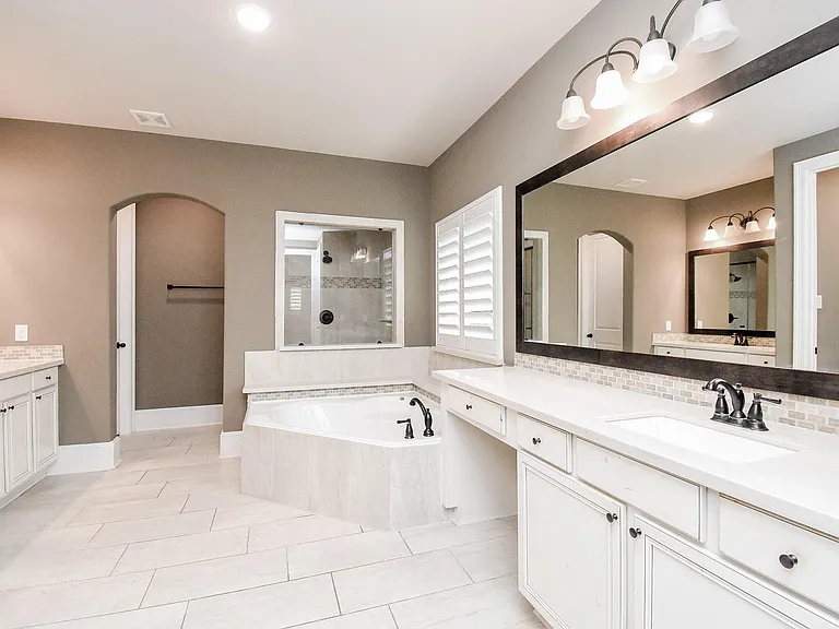 10106 Cypress Path — Photo 29