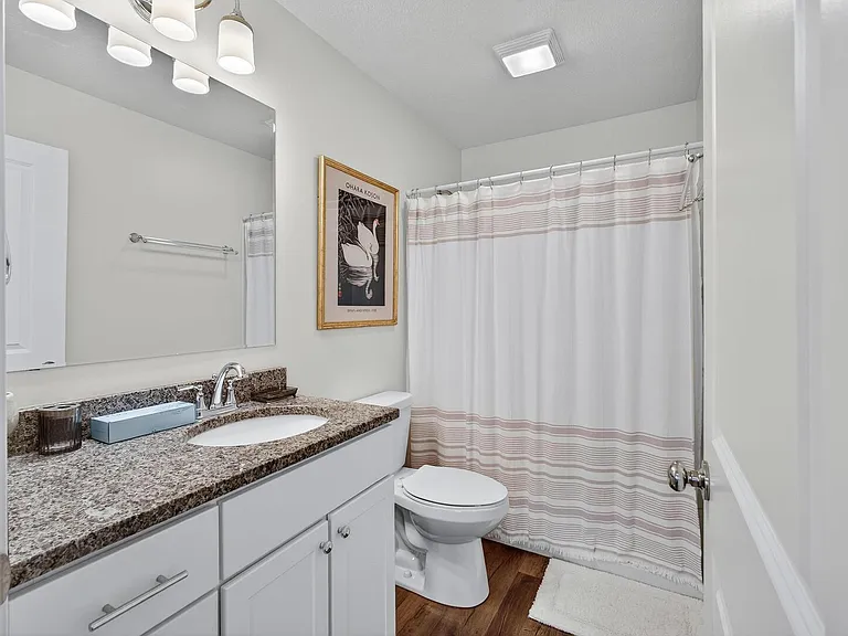 4833 Lauren Ln — Photo 17