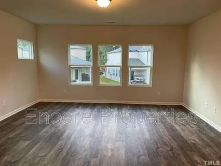 137 Wilbur Lake Dr — Photo 5