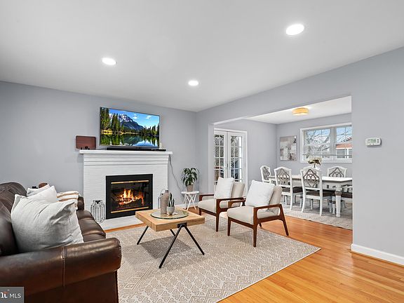 3rd image of 5328 5th St S