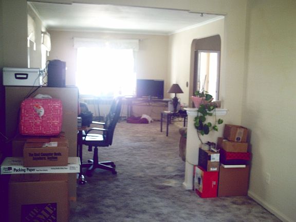 4th image of 2443 Westervelt Ave