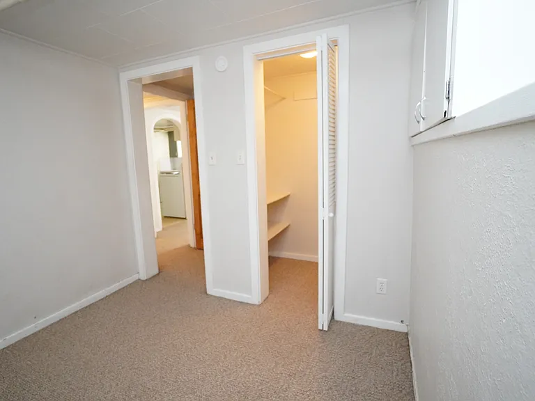 2506 W Woodlawn Ave #4 — Photo 12