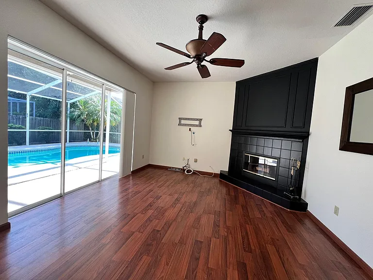 9639 Fox Hearst Rd — Photo 24