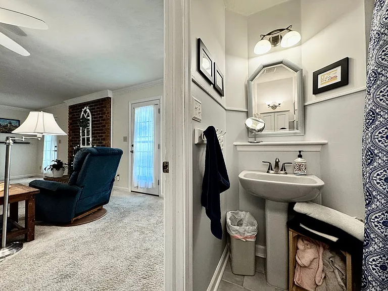 930 Forest Lakes Dr — Photo 23