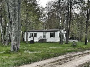 664 E Rangeline Rd, Bovey, MN 55709