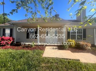 3 Landry Ct, Greensboro, NC 27405
