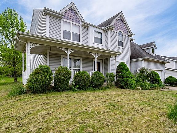 3rd image of 2464 Rosina Dr