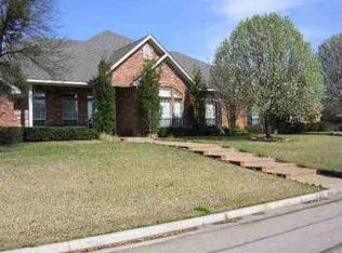 148 Elm Grove Cir, Mc Gregor, TX 76657