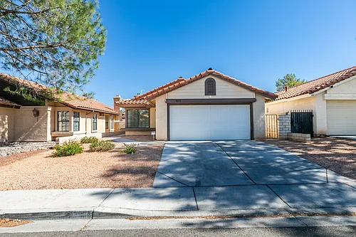 8292 Palmada Dr Photo 1