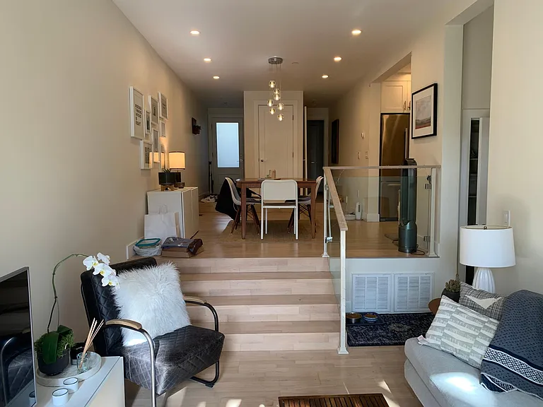1153 Church St — Photo 3