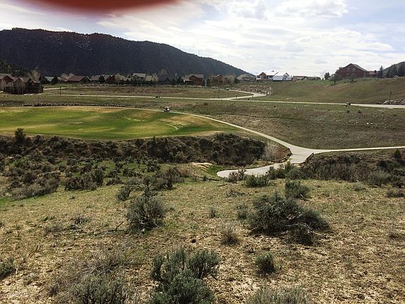 4th image of 71 Spur Dr