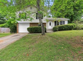 731 Hairston Crossing Trl, Stone Mountain, GA 30083