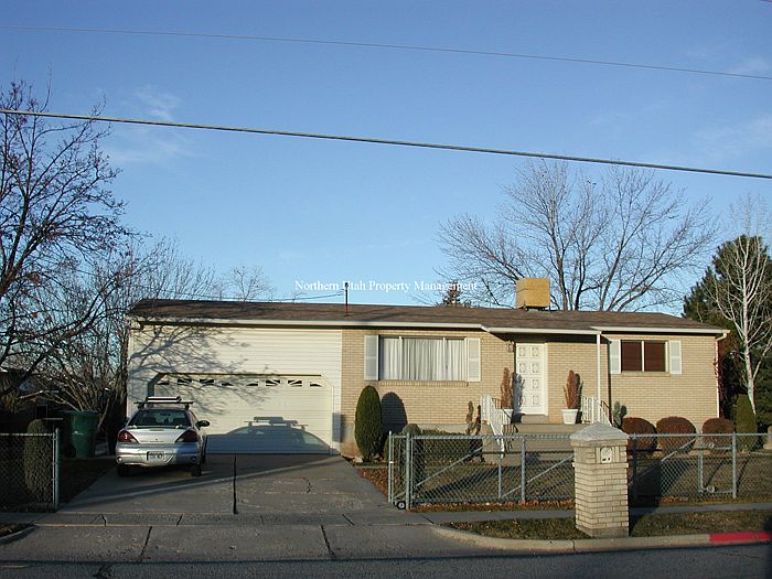 1 Front of Home_06092018