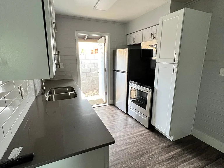 8503 N 59th Ln #7 — Photo 16