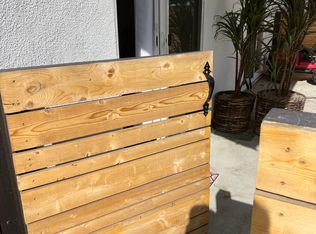 467 Hervey Ave, Upland, CA 91786