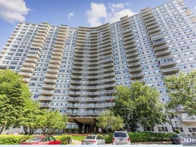 2000 Linwood Ave APT 16L, Fort Lee, NJ, 07024