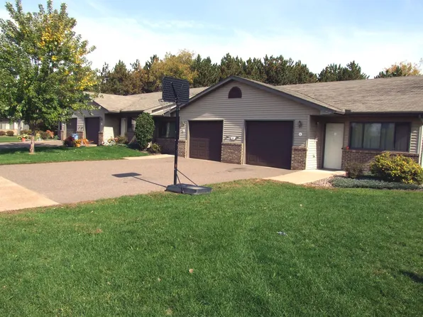 111 Sunshine Cir #2, Chippewa Falls, WI 54729