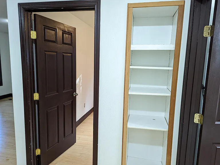 918 SW Holden St #1 — Photo 8