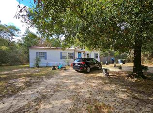 203 W Picasso Cir, Defuniak Springs, FL 32433