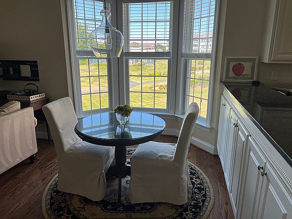 Breakfast room