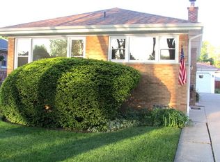 9235 Luna Ave, Morton Grove, IL 60053